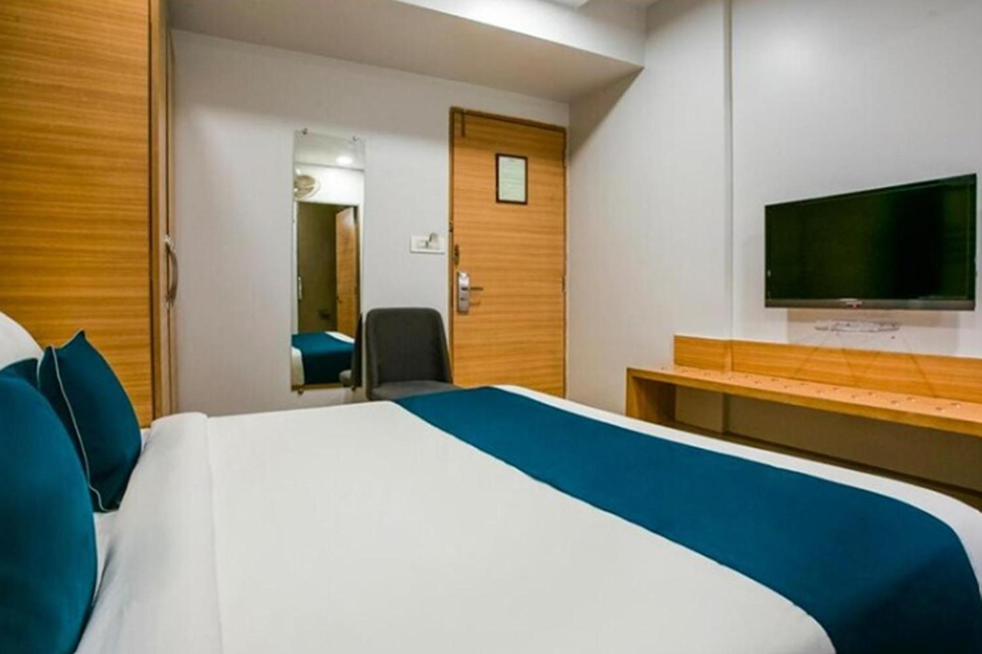 Hotel Concord Galaxy Mumbai Ngoại thất bức ảnh
