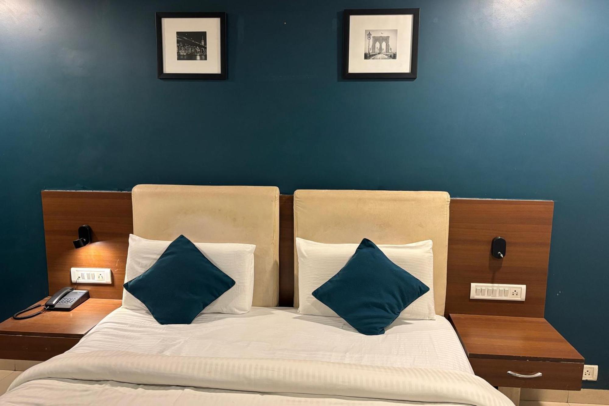 Hotel Concord Galaxy Mumbai Ngoại thất bức ảnh