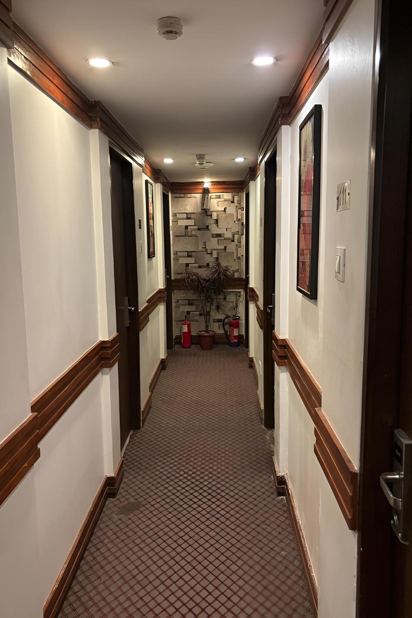 Hotel Concord Galaxy Mumbai Ngoại thất bức ảnh