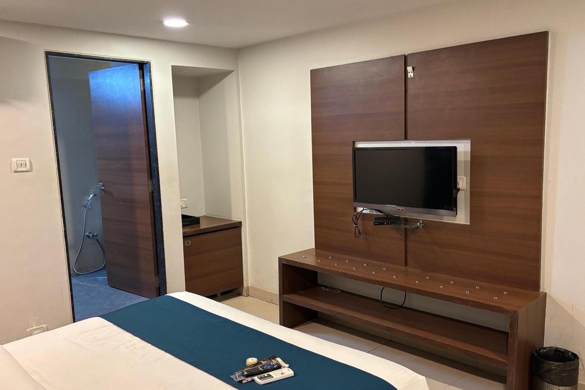 Hotel Concord Galaxy Mumbai Ngoại thất bức ảnh