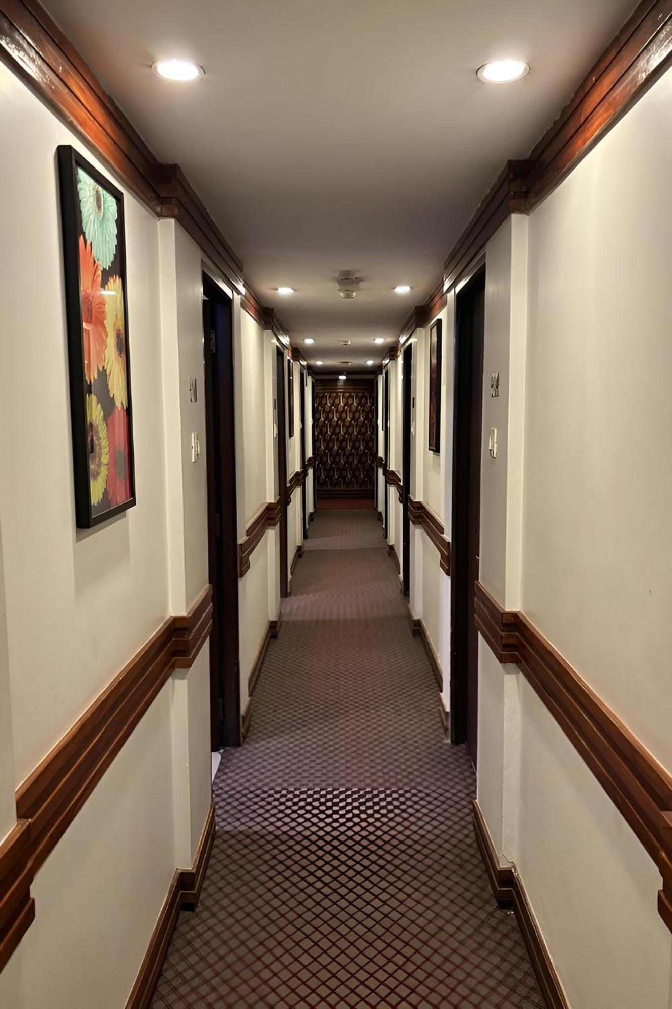 Hotel Concord Galaxy Mumbai Ngoại thất bức ảnh